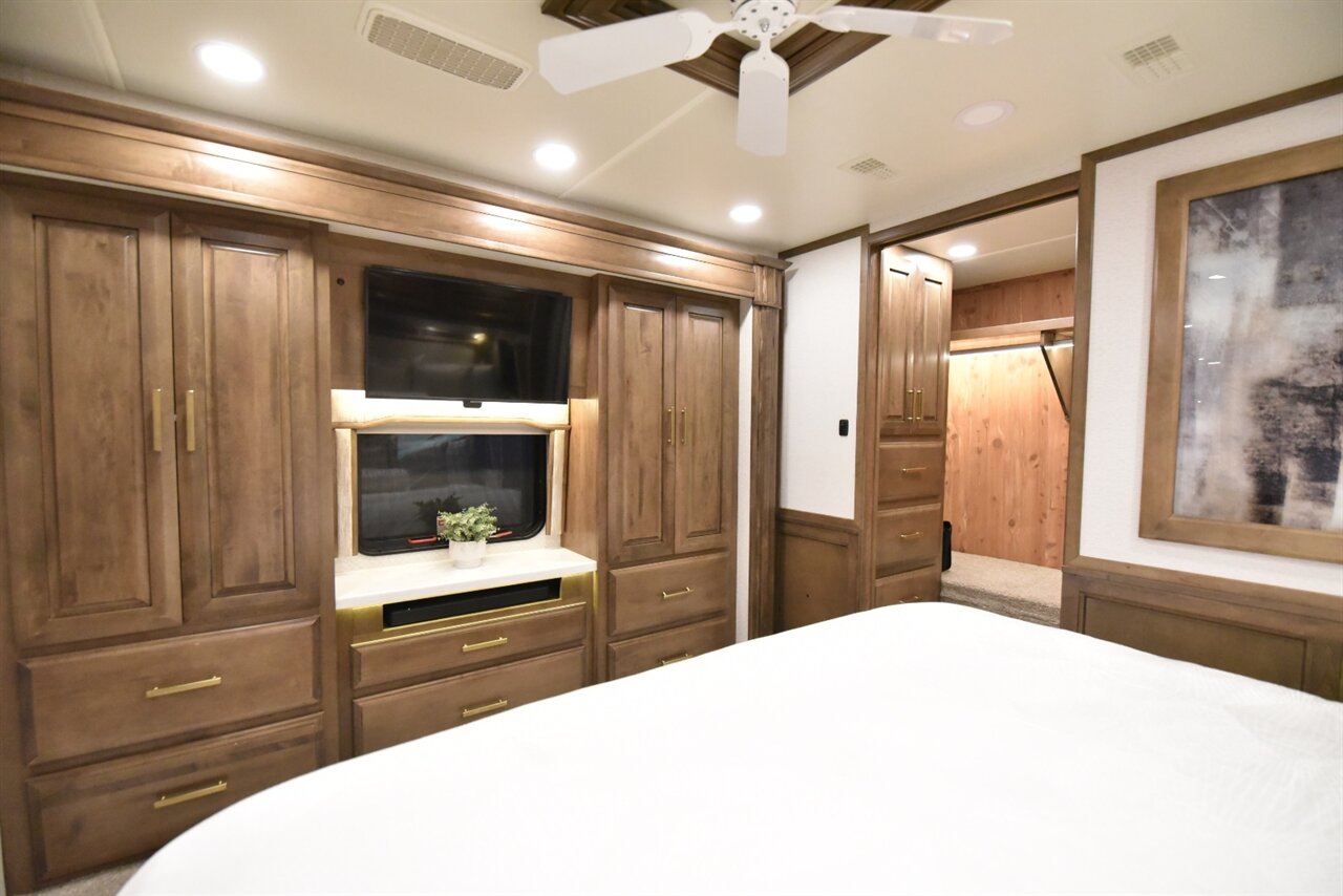 2023 Entegra Cornerstone   - Photo 37 - Orange, CA 92867