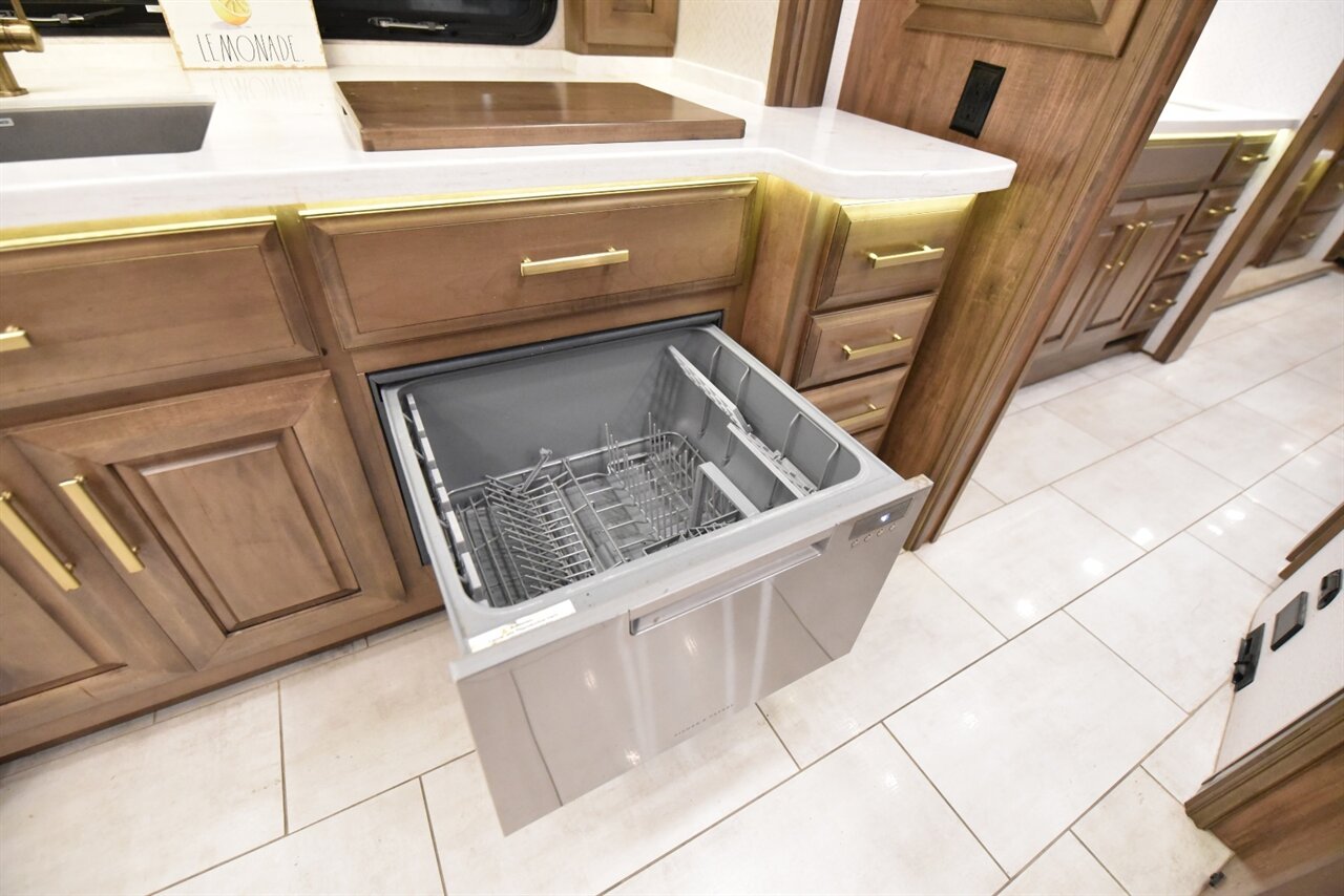 2023 Entegra Cornerstone   - Photo 31 - Orange, CA 92867