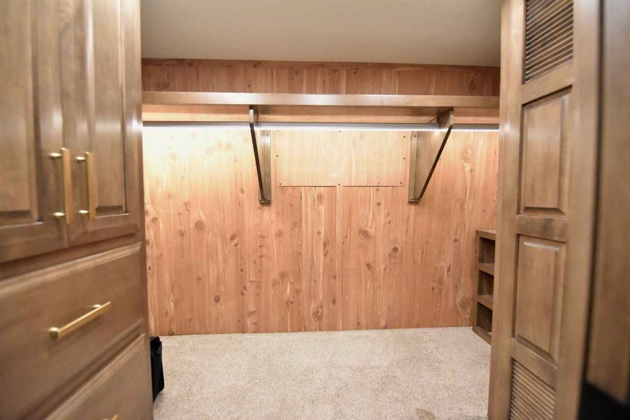 2023 Entegra Cornerstone   - Photo 40 - Orange, CA 92867