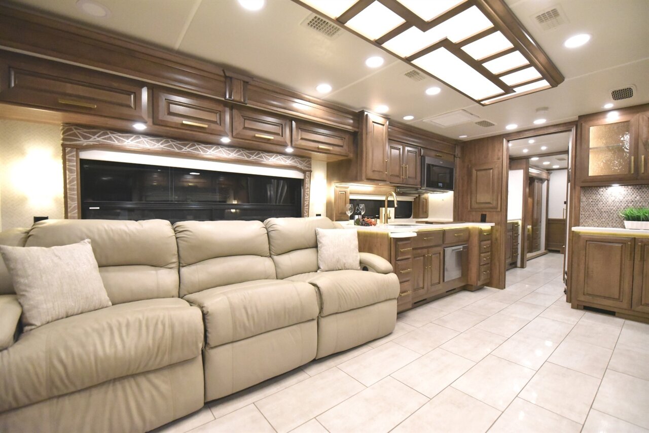 2023 Entegra Cornerstone   - Photo 27 - Orange, CA 92867