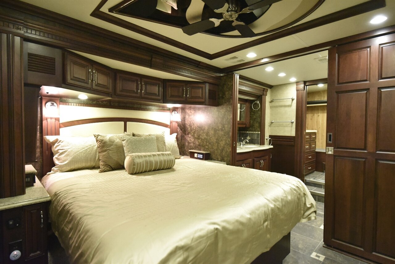 2013 American Eagle   - Photo 27 - Orange, CA 92867