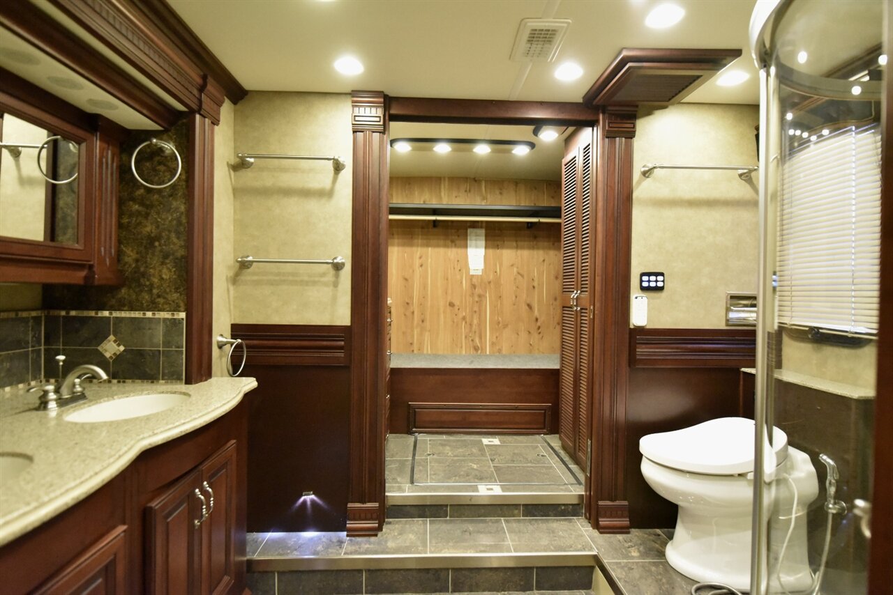 2013 American Eagle   - Photo 30 - Orange, CA 92867