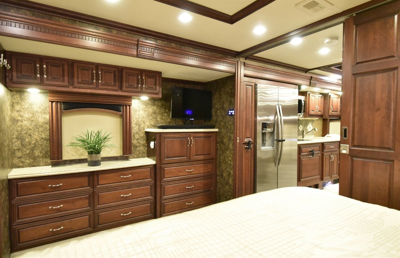 2013 American Eagle   - Photo 29 - Orange, CA 92867