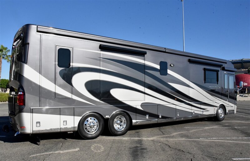 2018 Newmar Dutch star 4327   - Photo 1 - Orange, CA 92867
