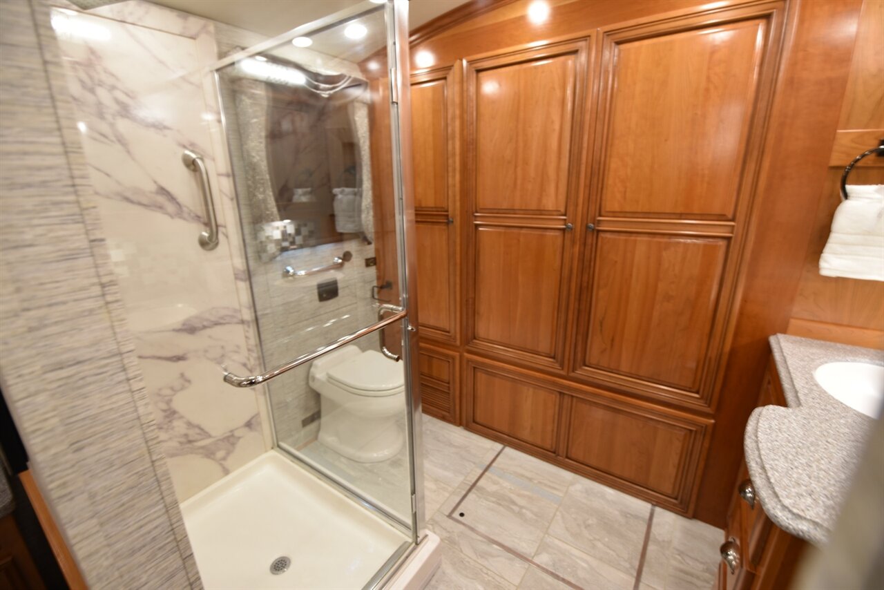 2018 Newmar Dutch star 4327   - Photo 41 - Orange, CA 92867