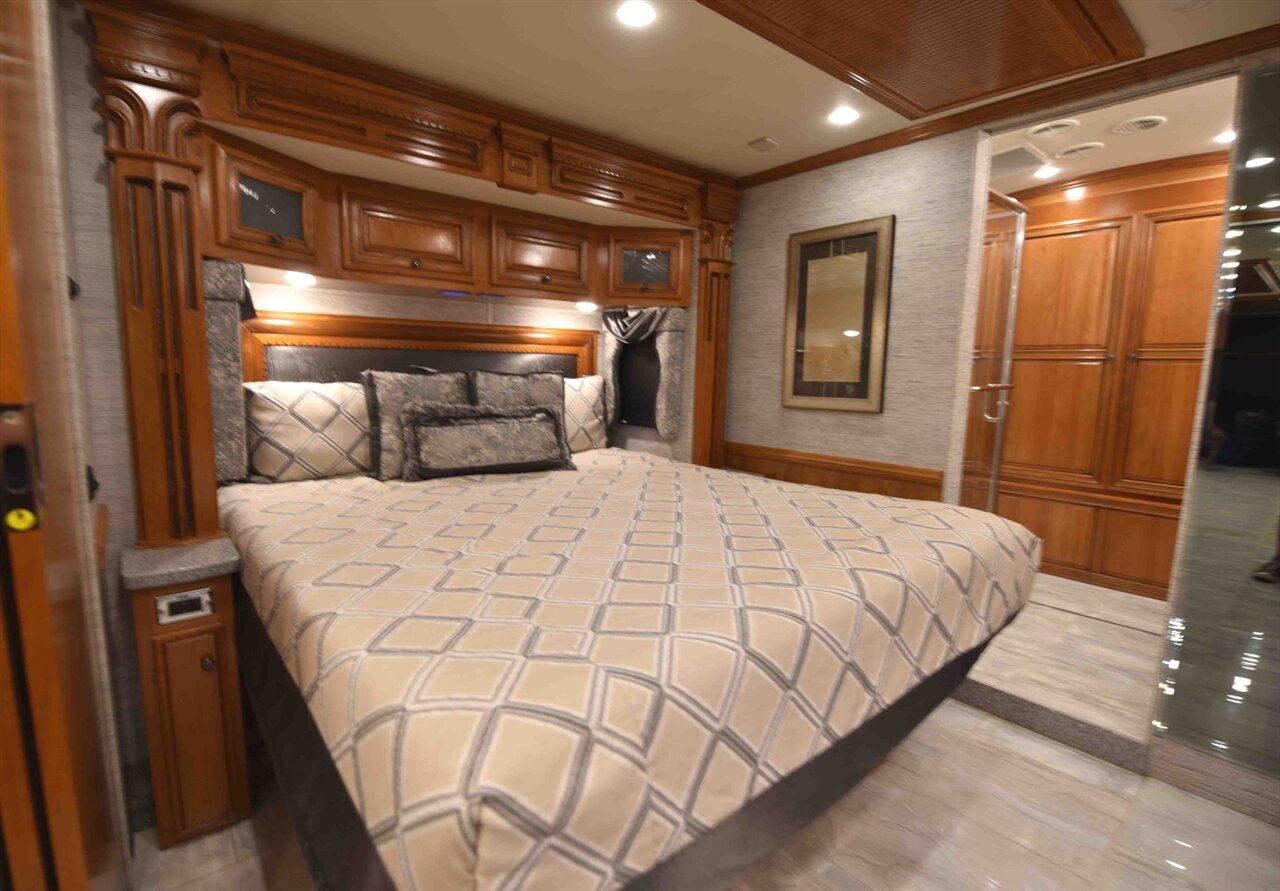 2018 Newmar Dutch star 4327   - Photo 35 - Orange, CA 92867