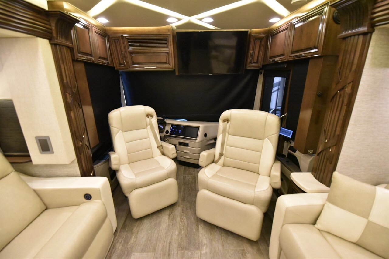 2020 Newmar Mountain Aire 4002 - Photo 76 - Orange, CA 92867