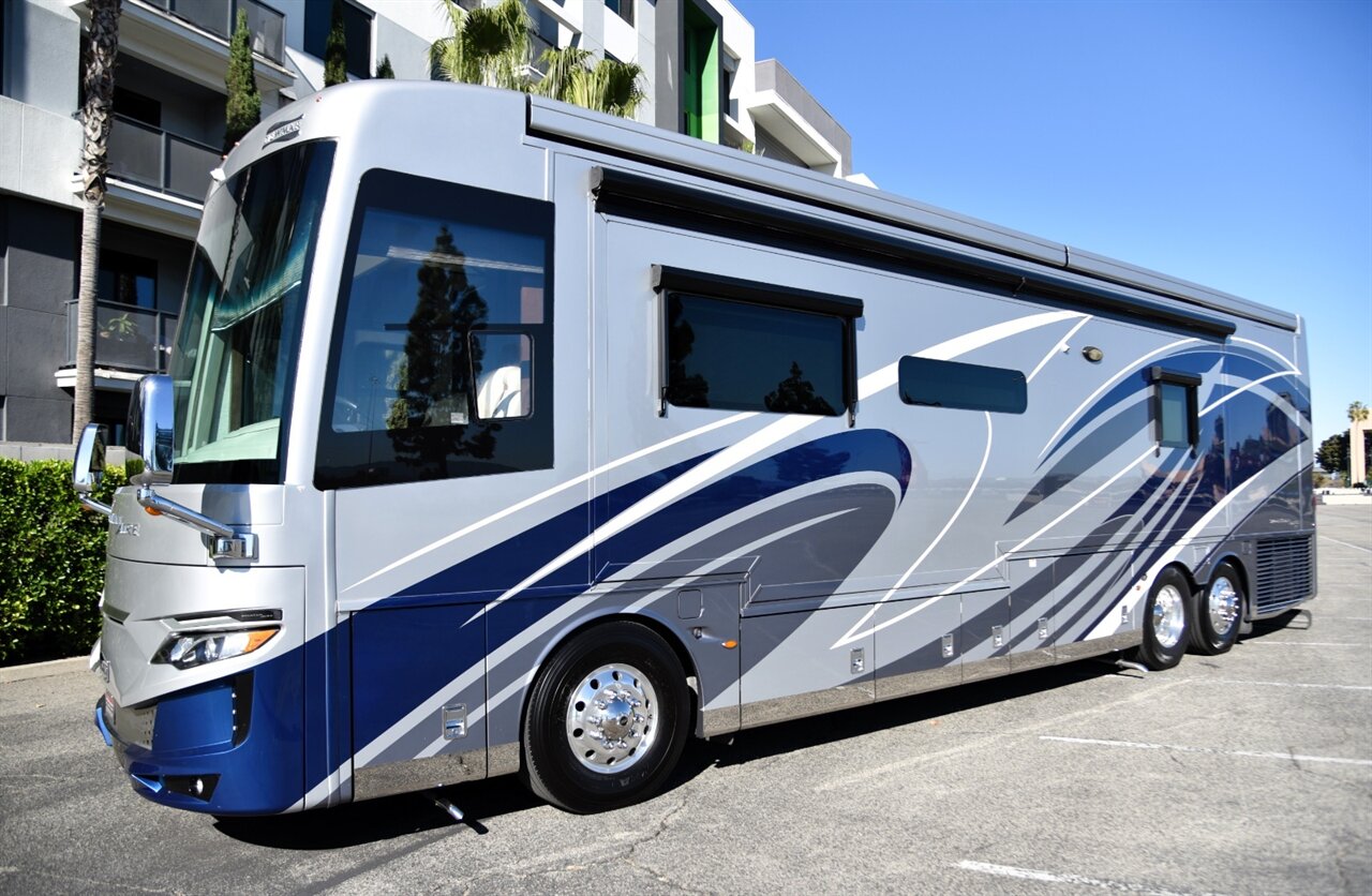 2020 Newmar Mountain Aire 4002 - Photo 11 - Orange, CA 92867