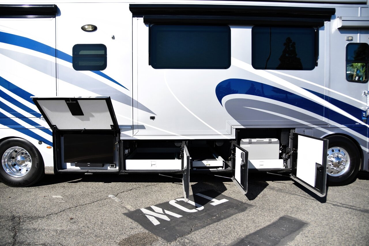 2020 Newmar Mountain Aire 4002 - Photo 28 - Orange, CA 92867