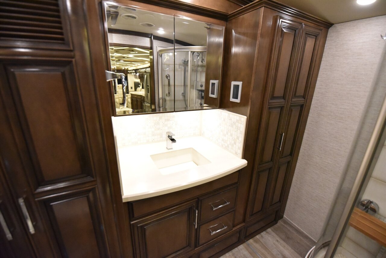 2020 Newmar Mountain Aire 4002 - Photo 72 - Orange, CA 92867