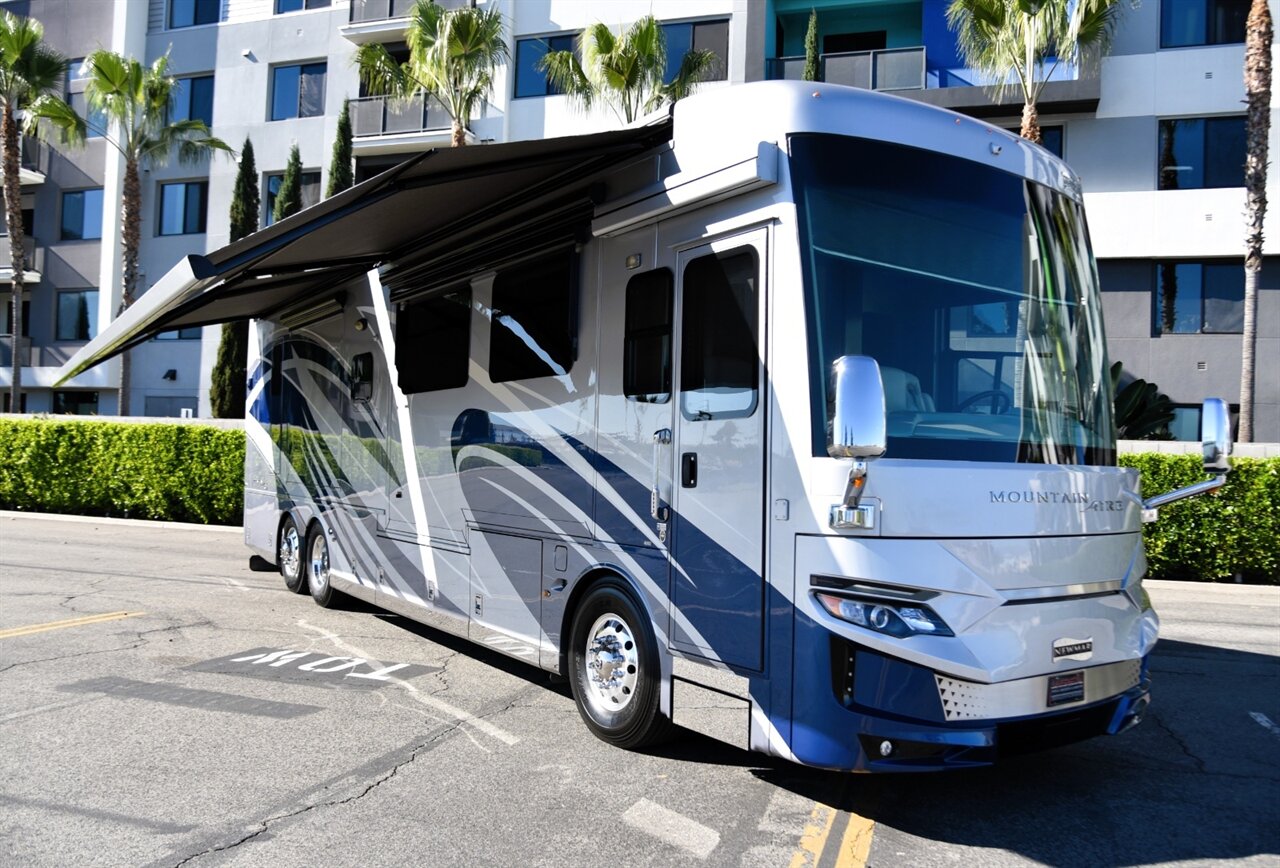 2020 Newmar Mountain Aire 4002 - Photo 23 - Orange, CA 92867