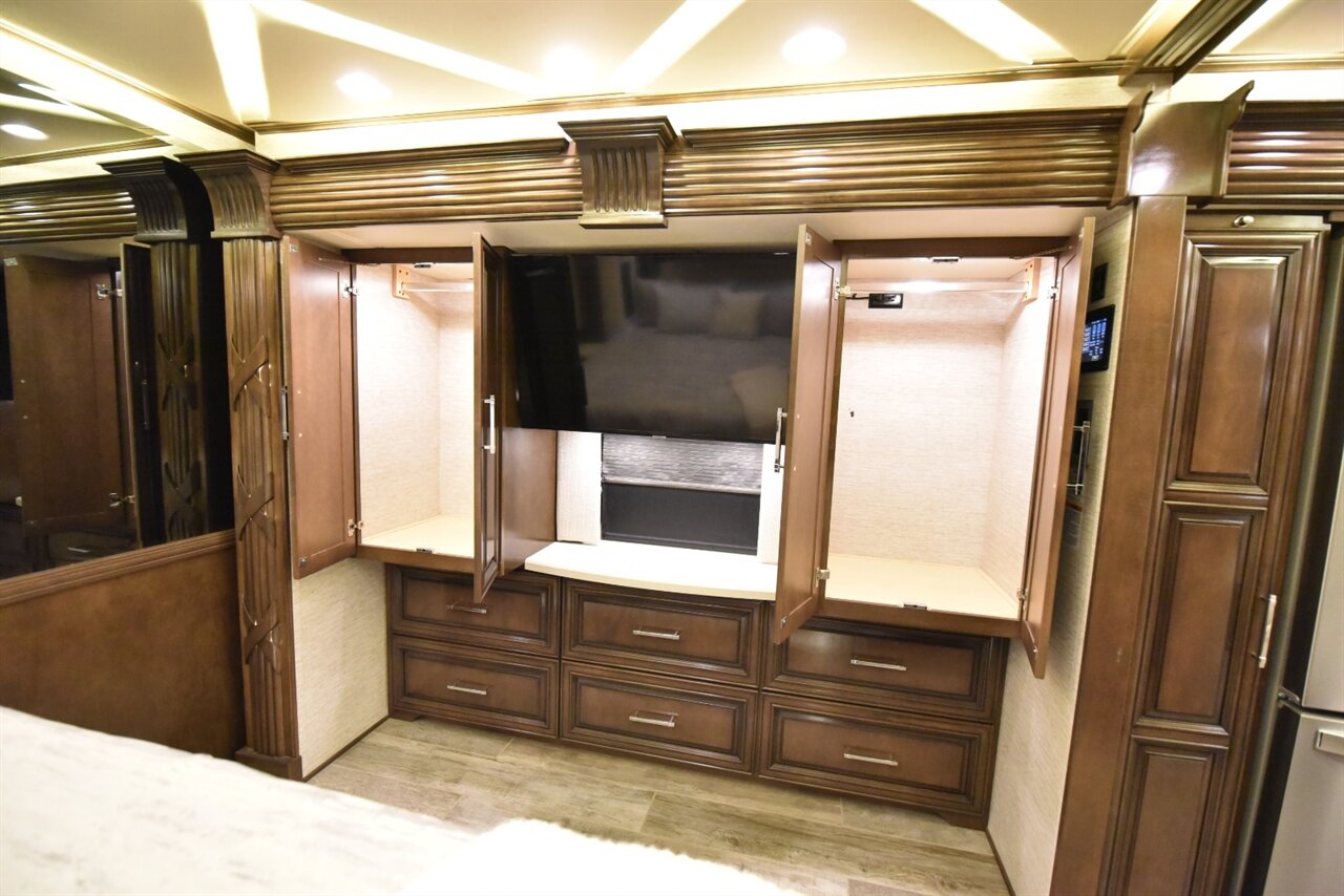 2020 Newmar Mountain Aire 4002 - Photo 66 - Orange, CA 92867