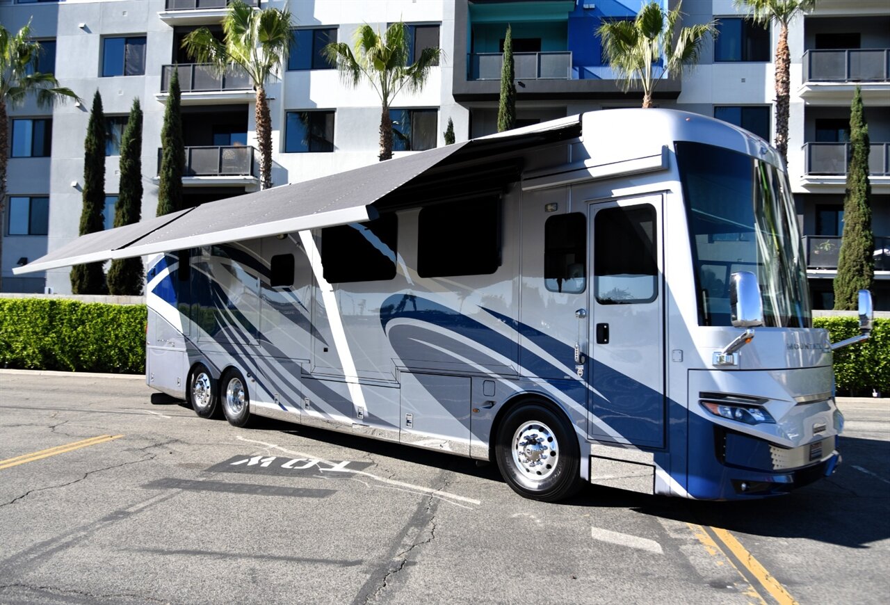 2020 Newmar Mountain Aire 4002 - Photo 22 - Orange, CA 92867