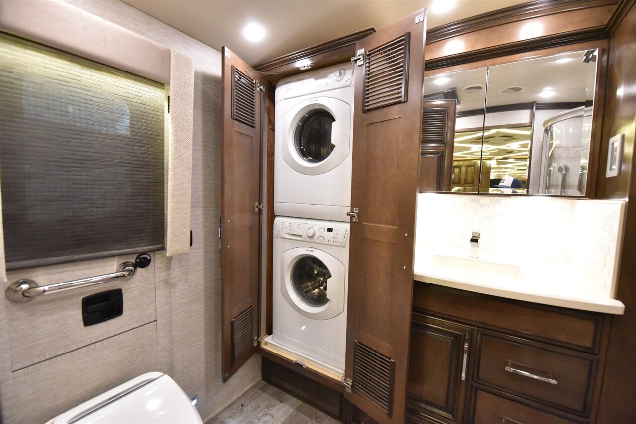 2020 Newmar Mountain Aire 4002 - Photo 74 - Orange, CA 92867