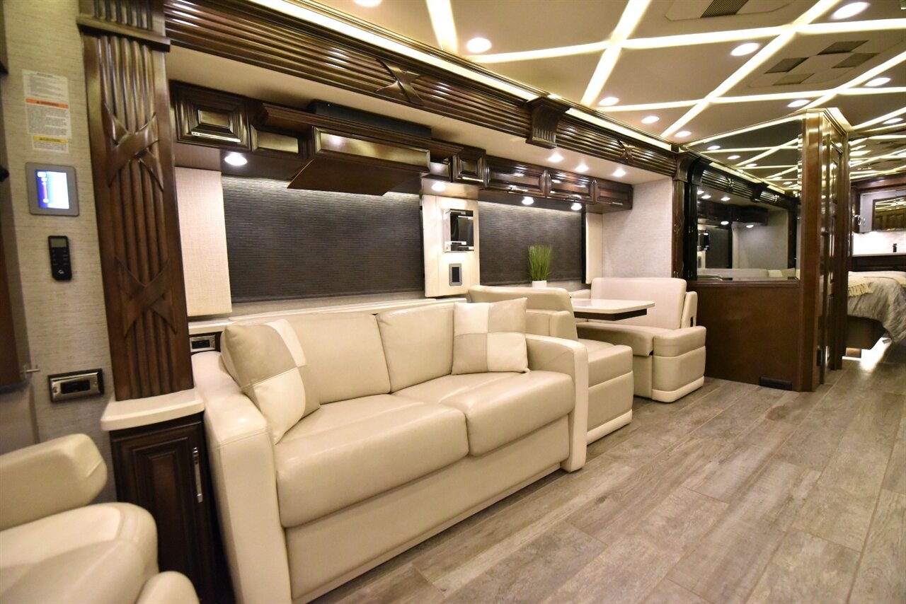 2020 Newmar Mountain Aire 4002 - Photo 47 - Orange, CA 92867