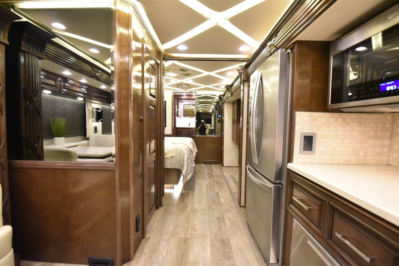 2020 Newmar Mountain Aire 4002 - Photo 59 - Orange, CA 92867