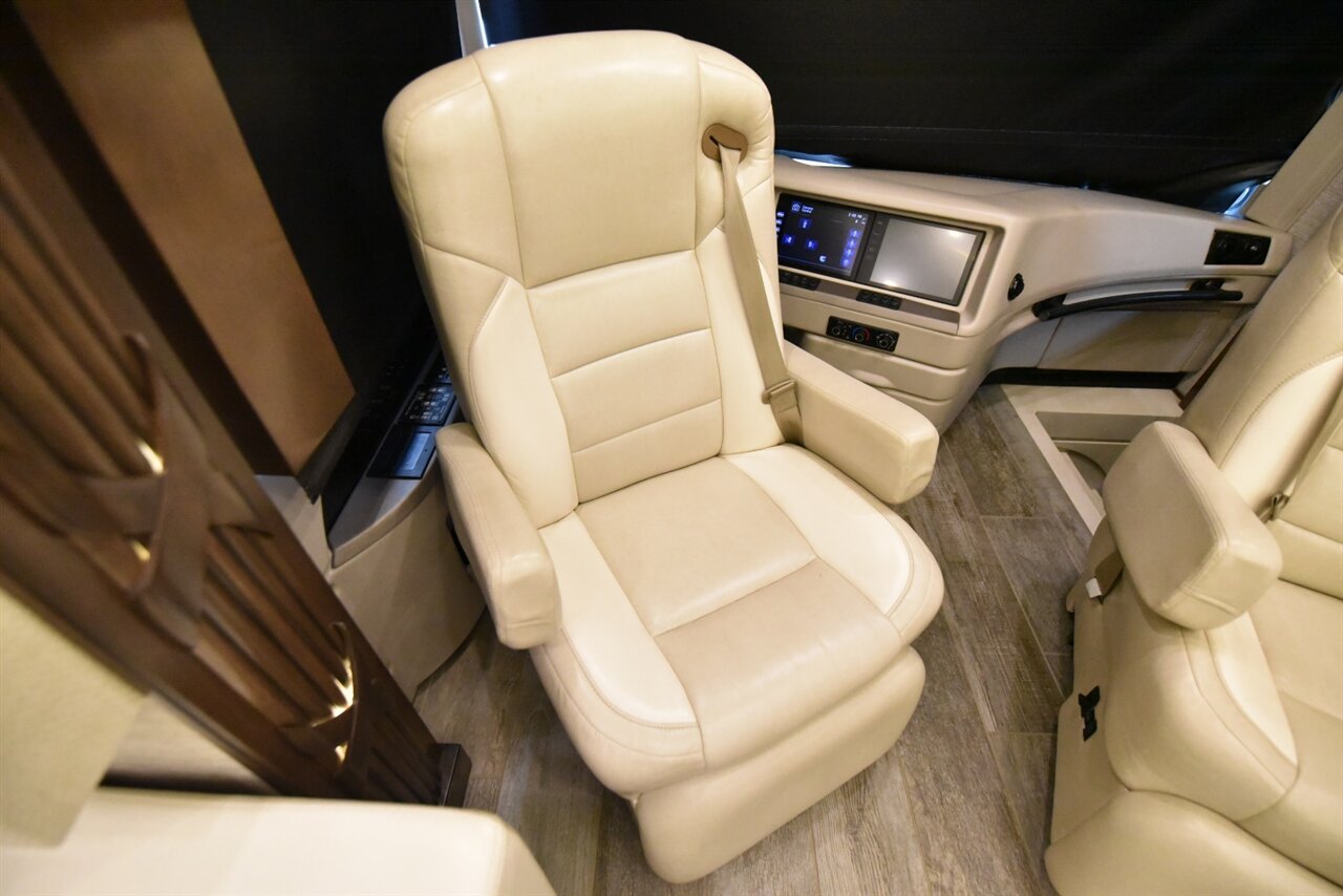 2020 Newmar Mountain Aire 4002 - Photo 77 - Orange, CA 92867