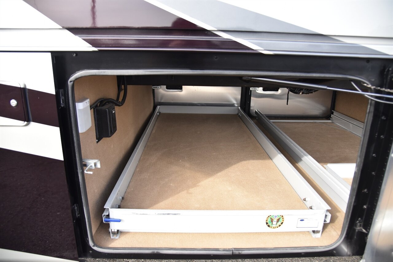 2019 Tiffin Allegro Bus 40IP   - Photo 17 - Orange, CA 92867