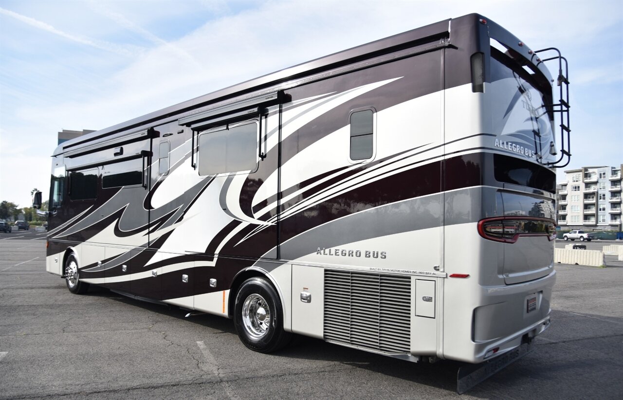 2019 Tiffin Allegro Bus 40IP   - Photo 8 - Orange, CA 92867