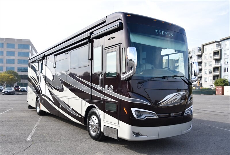 2019 Tiffin Allegro Bus 40IP   - Photo 4 - Orange, CA 92867