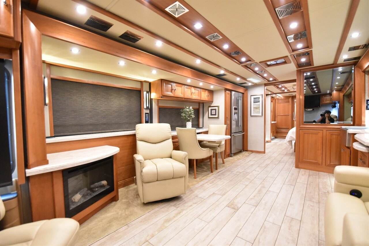 2019 Tiffin Allegro Bus 40IP   - Photo 45 - Orange, CA 92867