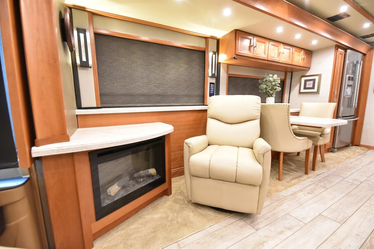 2019 Tiffin Allegro Bus 40IP   - Photo 46 - Orange, CA 92867