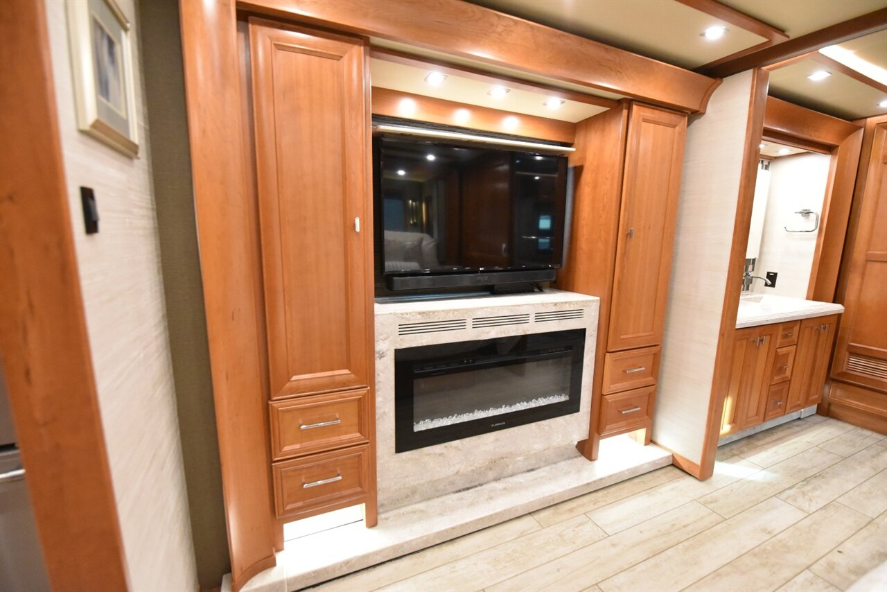 2019 Tiffin Allegro Bus 40IP   - Photo 70 - Orange, CA 92867