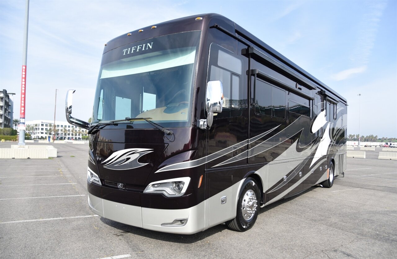 2019 Tiffin Allegro Bus 40IP   - Photo 13 - Orange, CA 92867