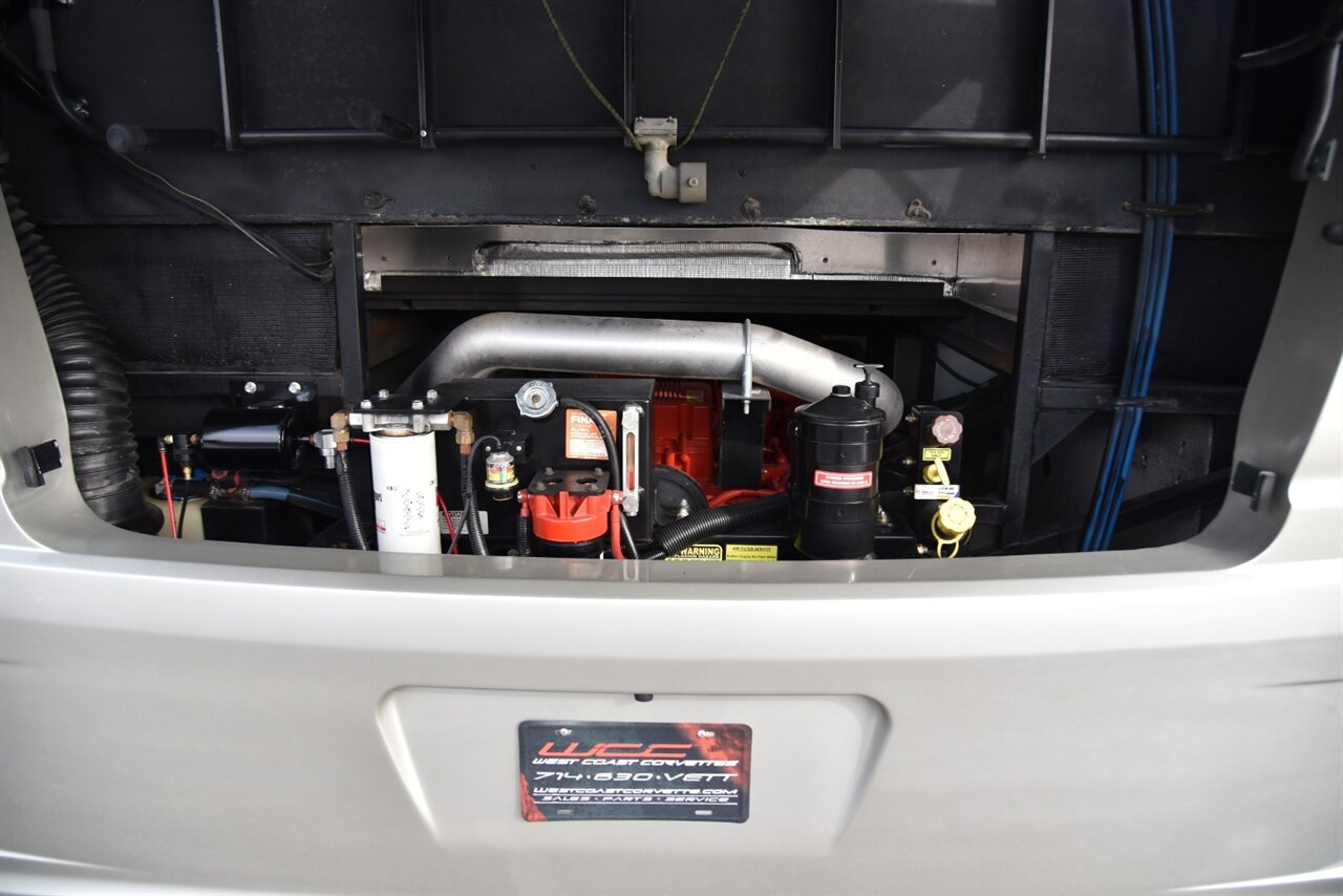 2019 Tiffin Allegro Bus 40IP   - Photo 26 - Orange, CA 92867