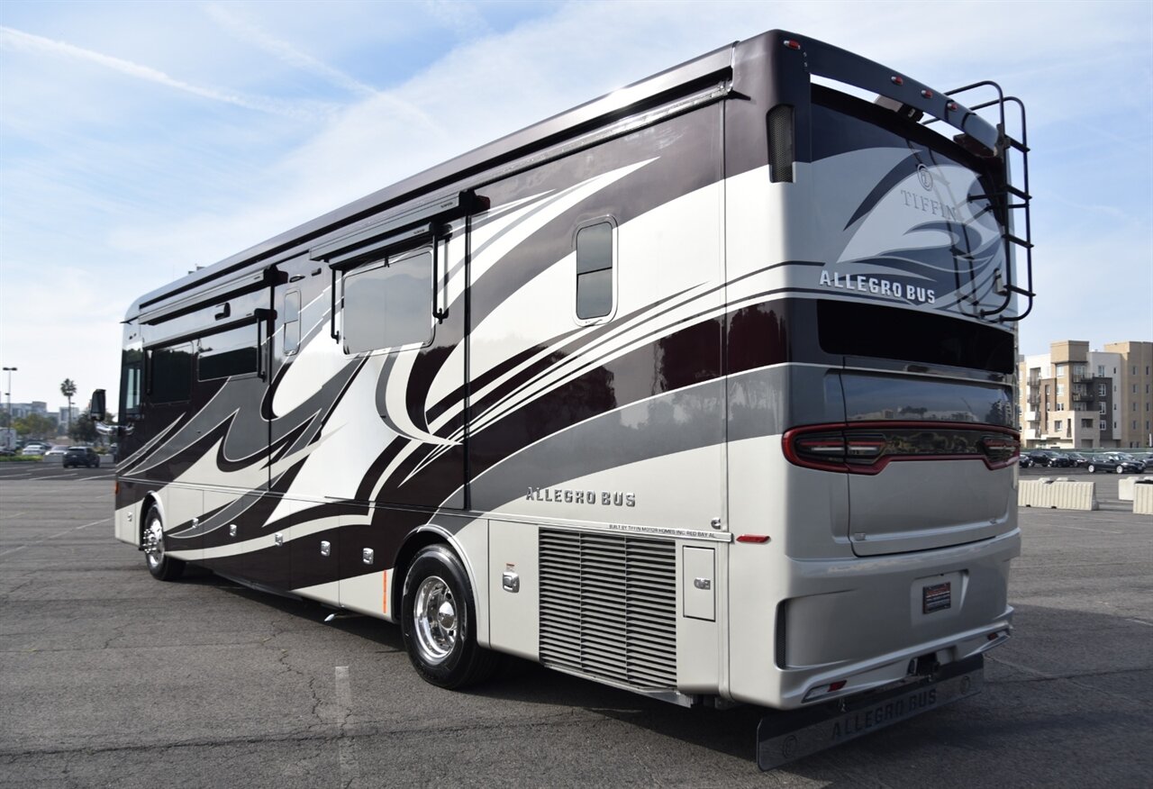 2019 Tiffin Allegro Bus 40IP   - Photo 7 - Orange, CA 92867