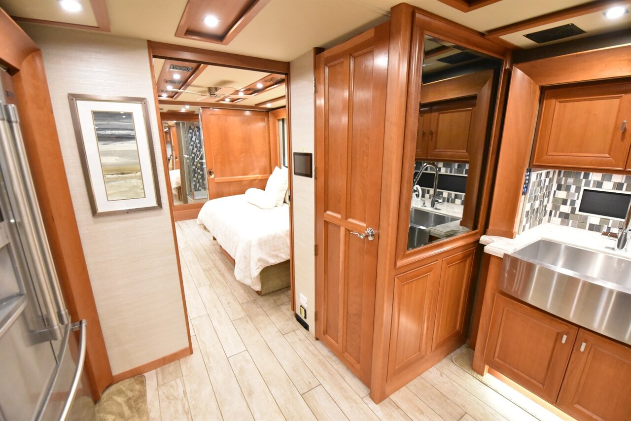 2019 Tiffin Allegro Bus 40IP   - Photo 64 - Orange, CA 92867