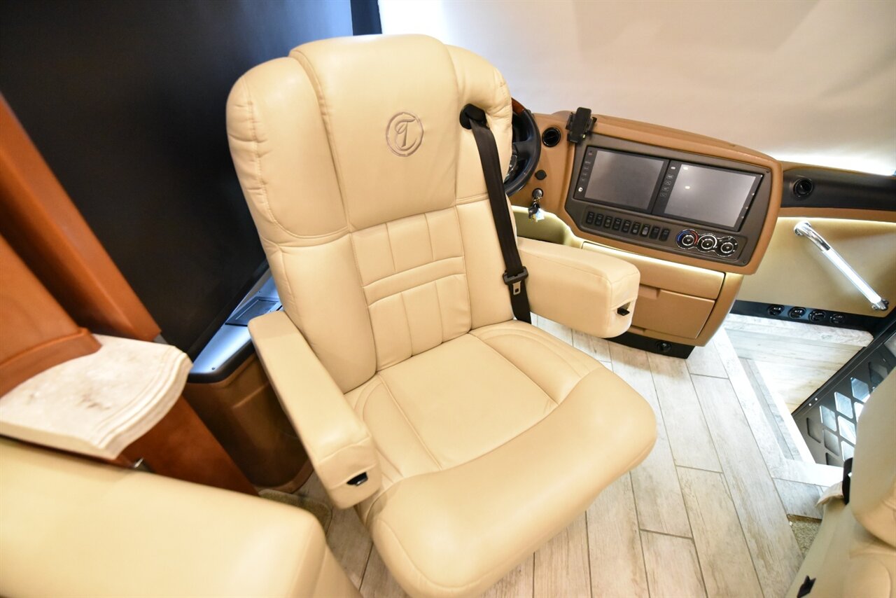 2019 Tiffin Allegro Bus 40IP   - Photo 82 - Orange, CA 92867