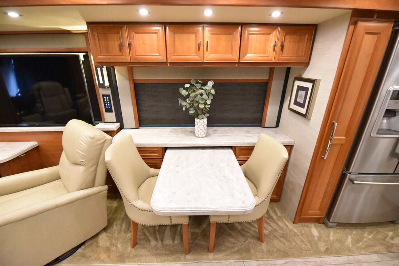 2019 Tiffin Allegro Bus 40IP   - Photo 60 - Orange, CA 92867