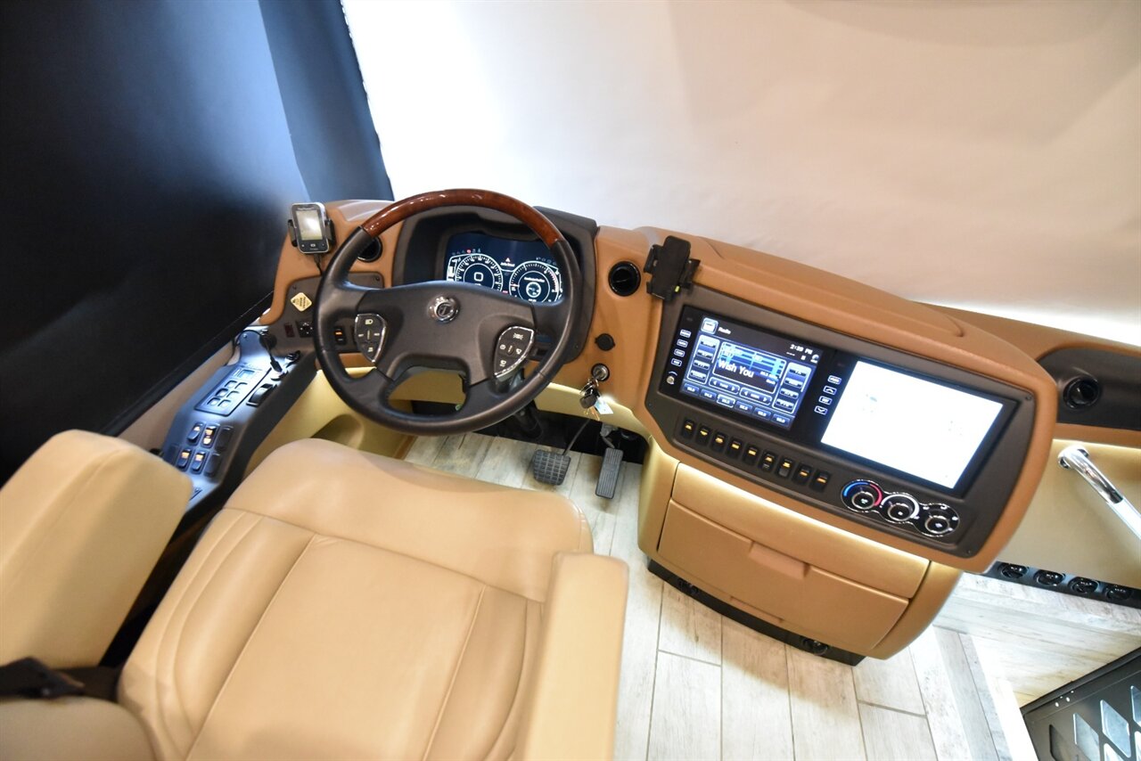 2019 Tiffin Allegro Bus 40IP   - Photo 84 - Orange, CA 92867