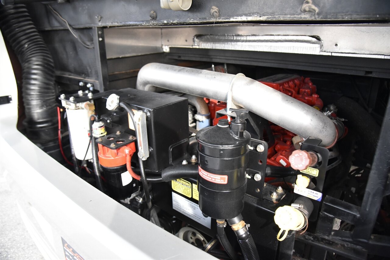 2019 Tiffin Allegro Bus 40IP   - Photo 27 - Orange, CA 92867