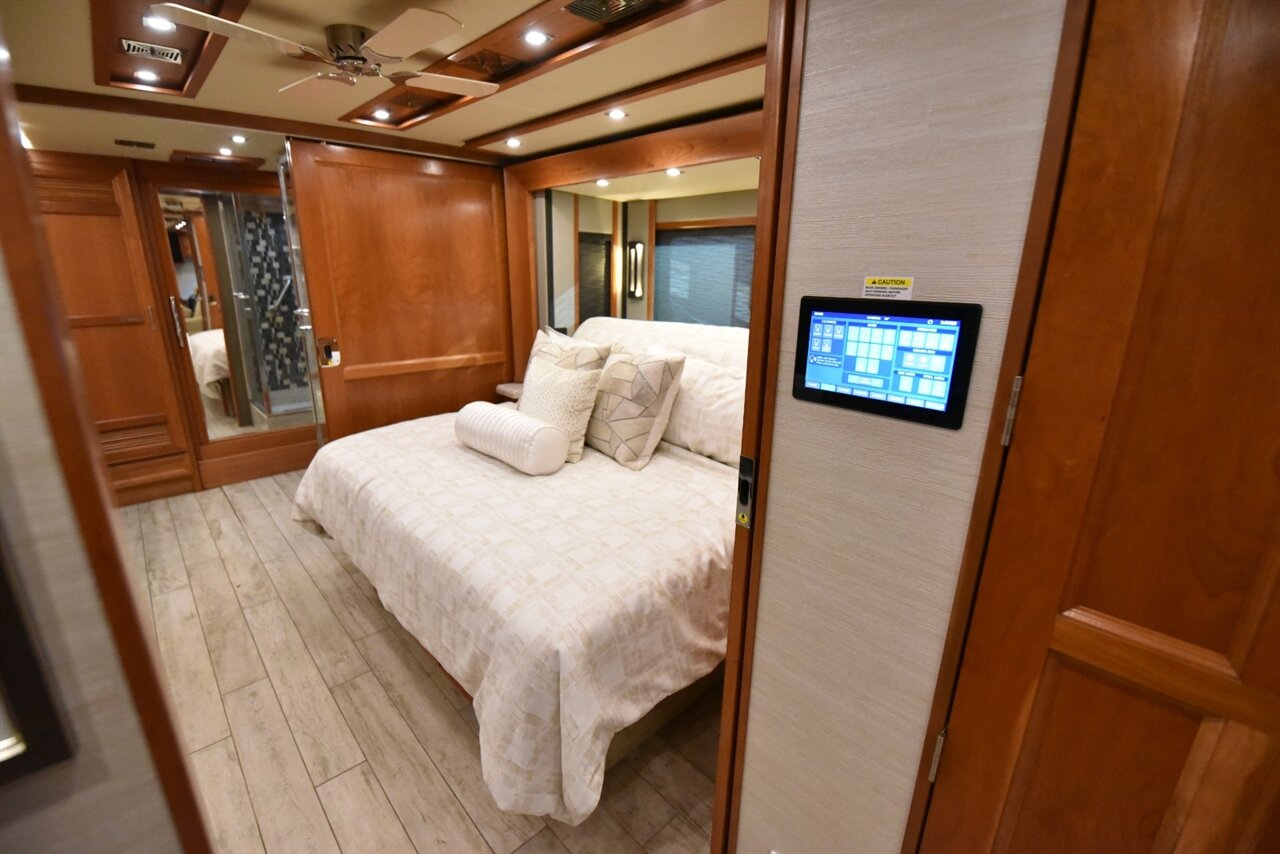 2019 Tiffin Allegro Bus 40IP   - Photo 66 - Orange, CA 92867