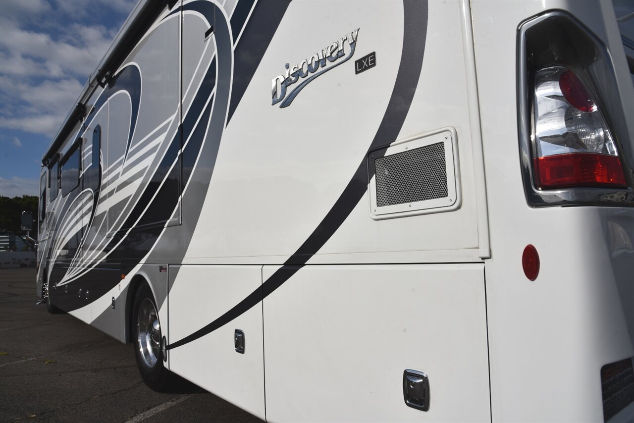2024 Fleetwood Discovery LXE 40M   - Photo 14 - Orange, CA 92867