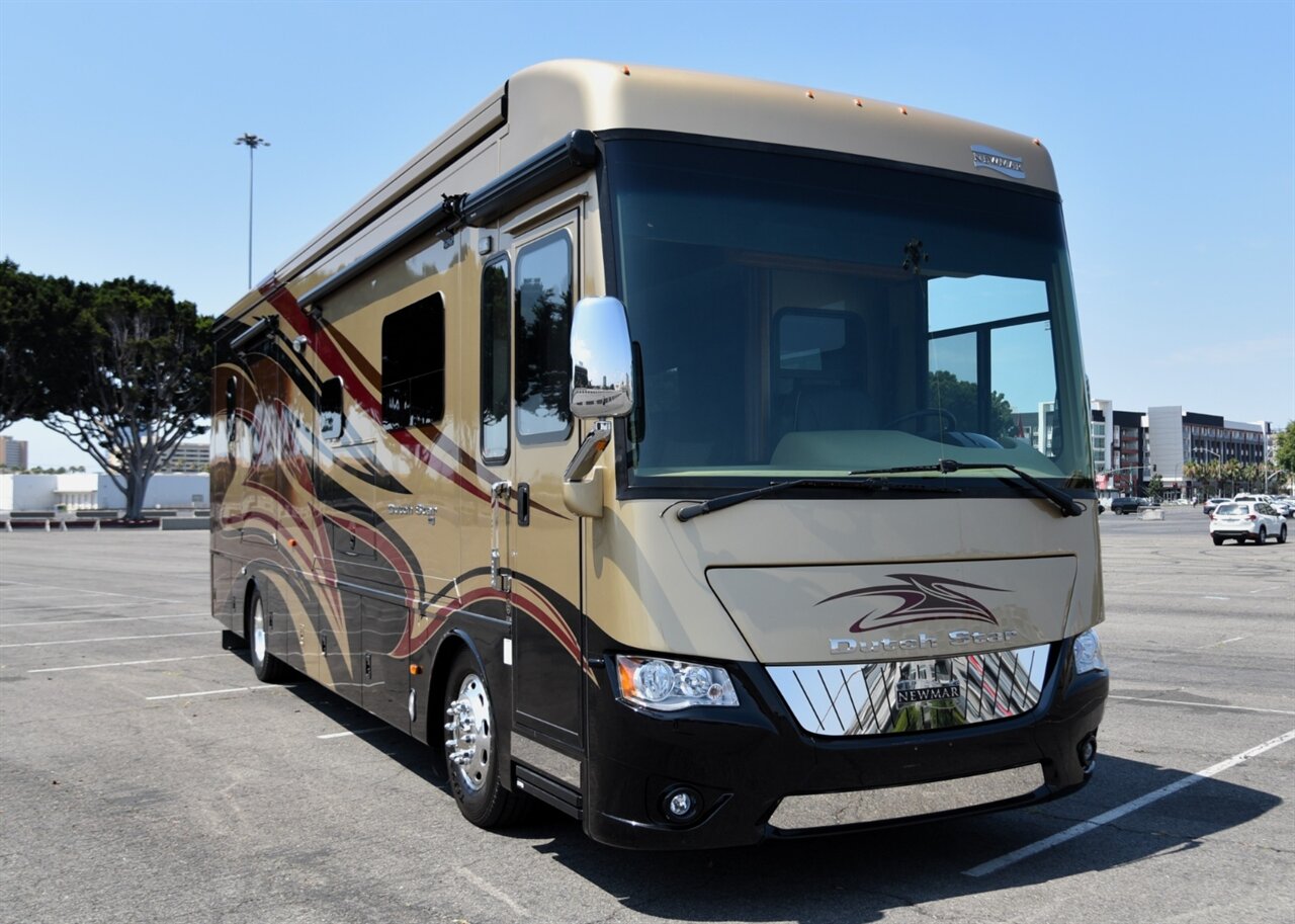 2015 Newmar Dutch star 3736 - Photo 6 - Orange, CA 92867