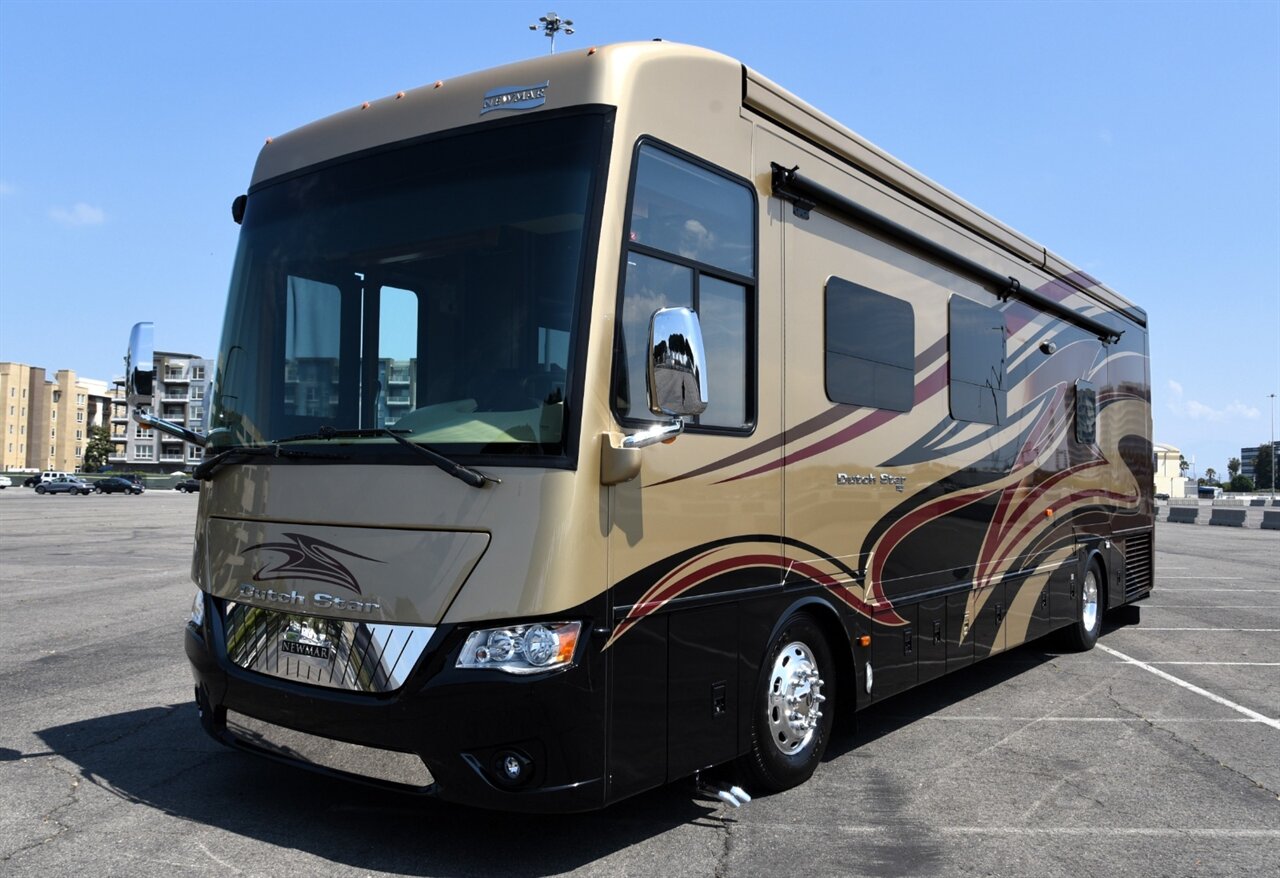 2015 Newmar Dutch star 3736 - Photo 9 - Orange, CA 92867