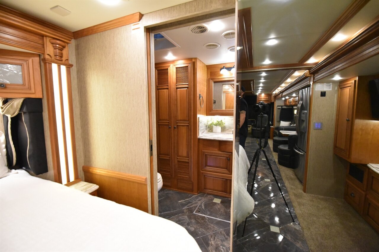 2015 Newmar Dutch star 3736 - Photo 51 - Orange, CA 92867