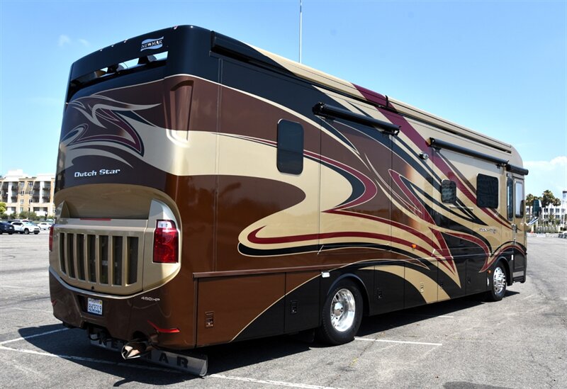 2015 Newmar Dutch star 3736 - Photo 2 - Orange, CA 92867