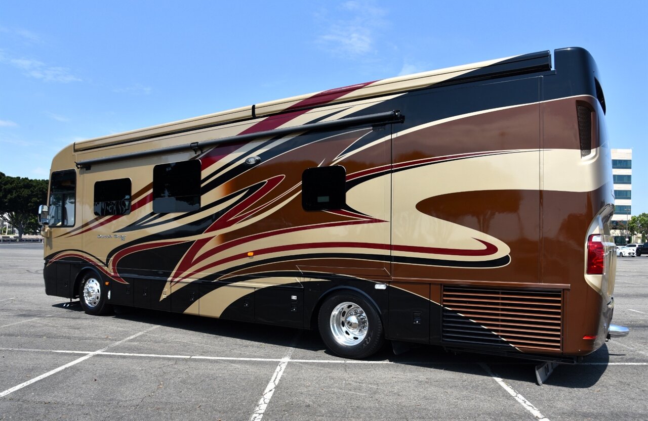 2015 Newmar Dutch star 3736 - Photo 10 - Orange, CA 92867