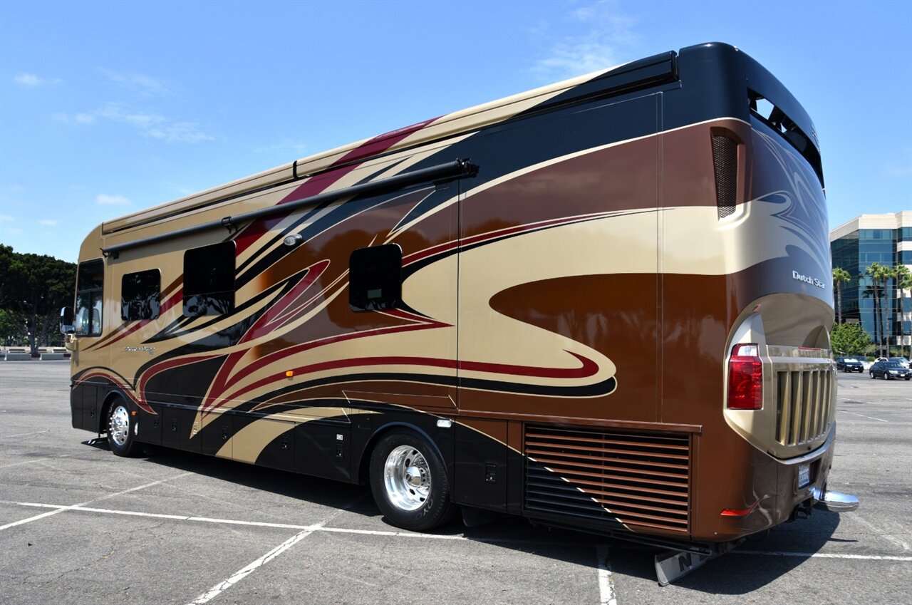 2015 Newmar Dutch star 3736 - Photo 11 - Orange, CA 92867