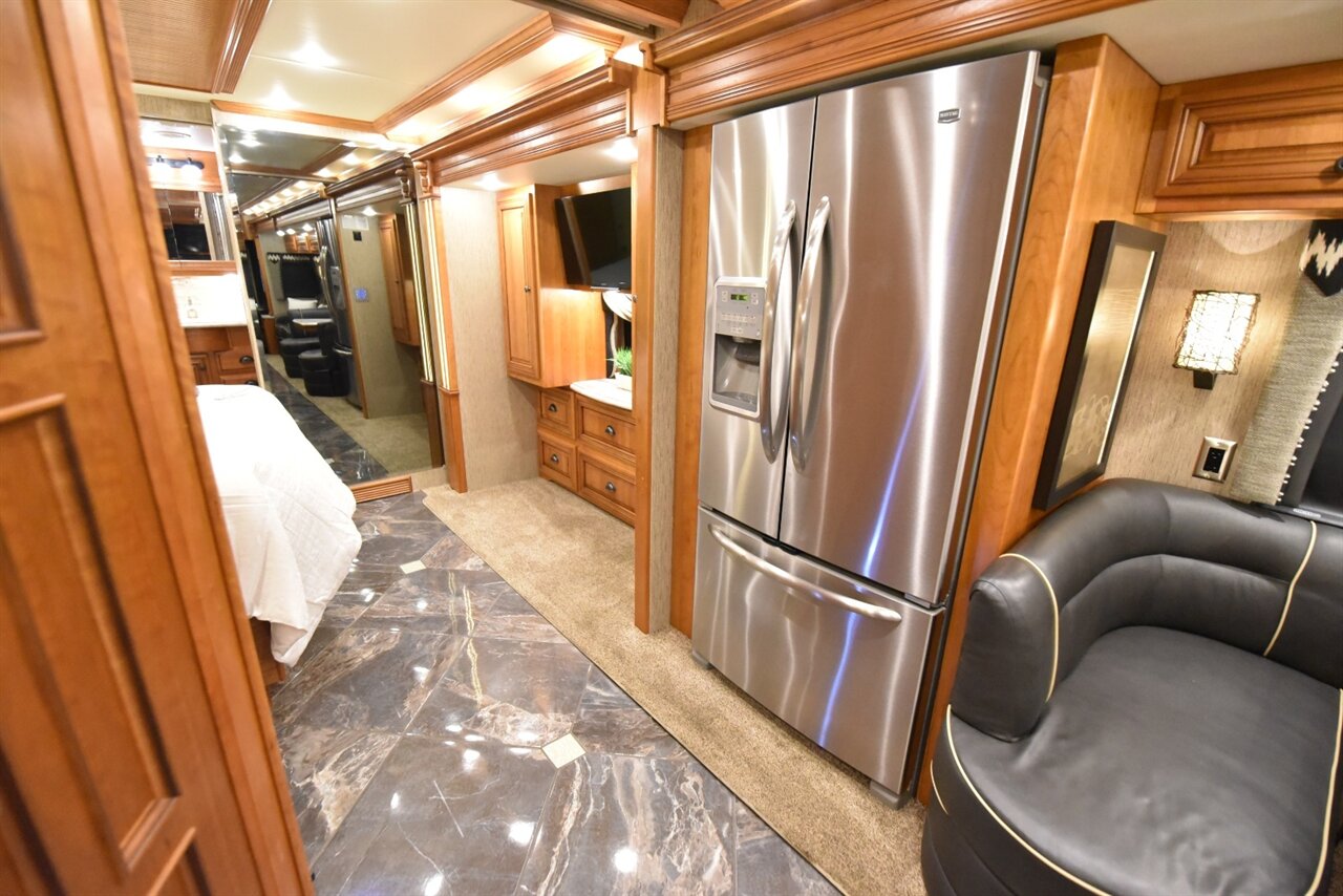 2015 Newmar Dutch star 3736 - Photo 43 - Orange, CA 92867