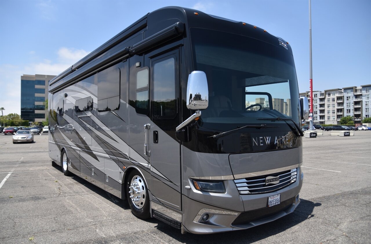 2018 Newmar New Aire 3343 - Photo 9 - Orange, CA 92867