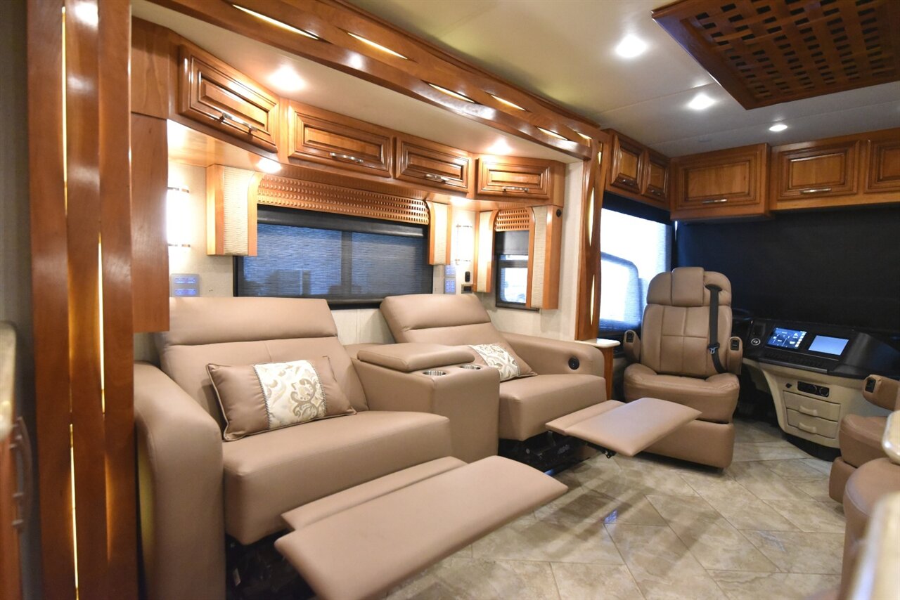 2018 Newmar New Aire 3343 - Photo 32 - Orange, CA 92867