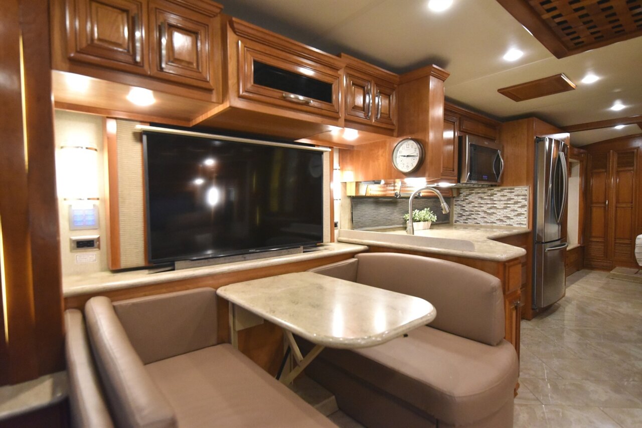2018 Newmar New Aire 3343 - Photo 35 - Orange, CA 92867