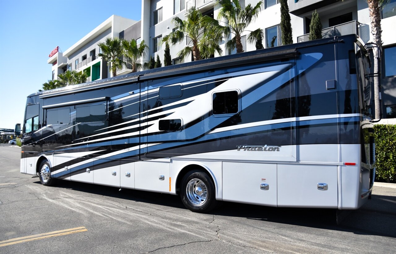 2022 Tiffin Phaeton 40QKH   - Photo 16 - Orange, CA 92867