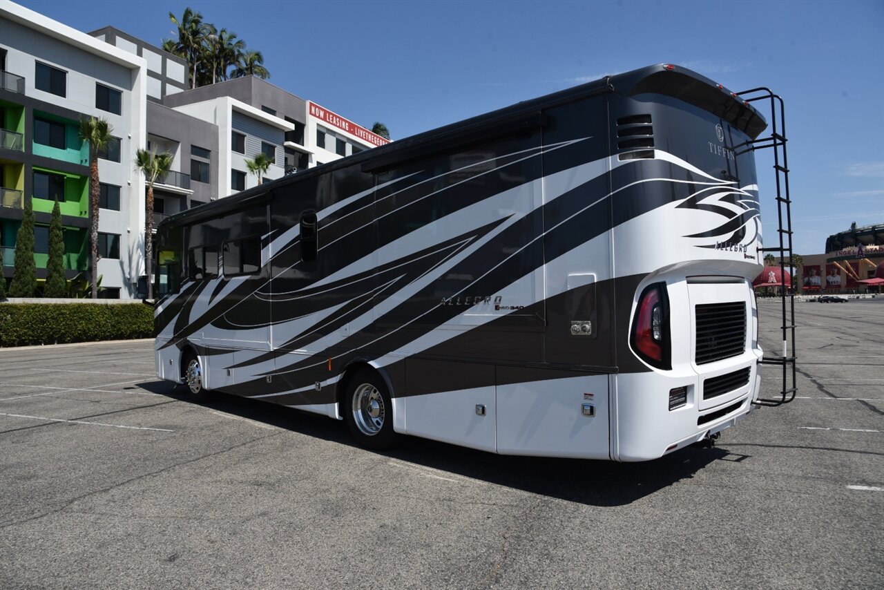 2022 Tiffin Allegro 33AL - Photo 11 - Orange, CA 92867
