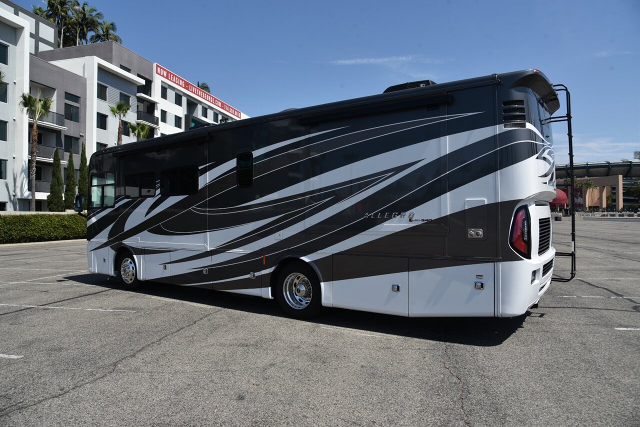 2022 Tiffin Allegro 33AL - Photo 9 - Orange, CA 92867